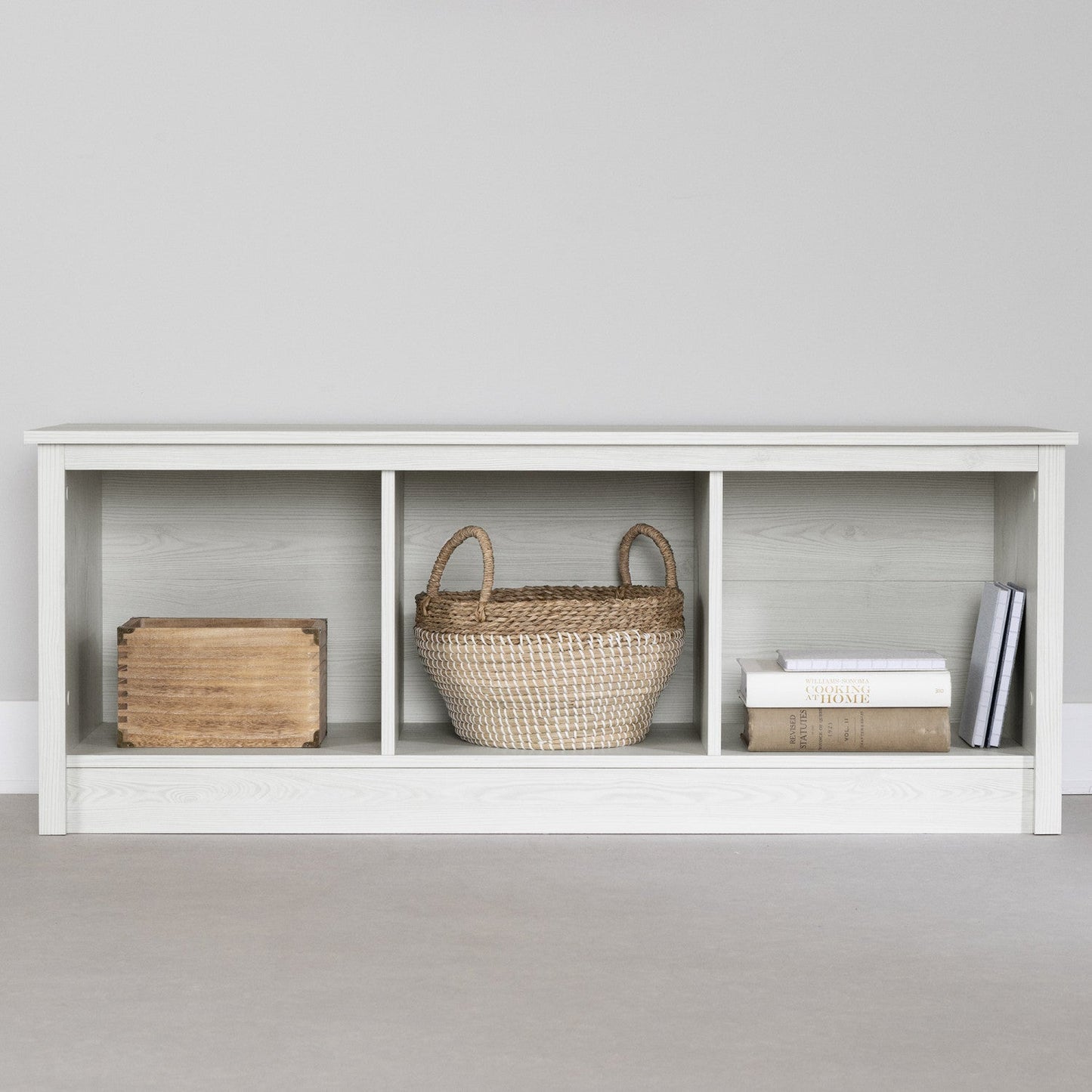 Fernley Storage Bench - White Pine|Banc de rangement Fernley - pin blanc