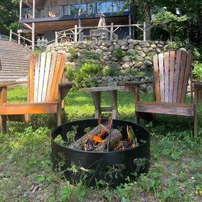 Landmann 28" Big Sky Steel Fire Ring - Black|Anneau de feu Big Sky de Landmann de 28 po - noir|D66GS7IZ