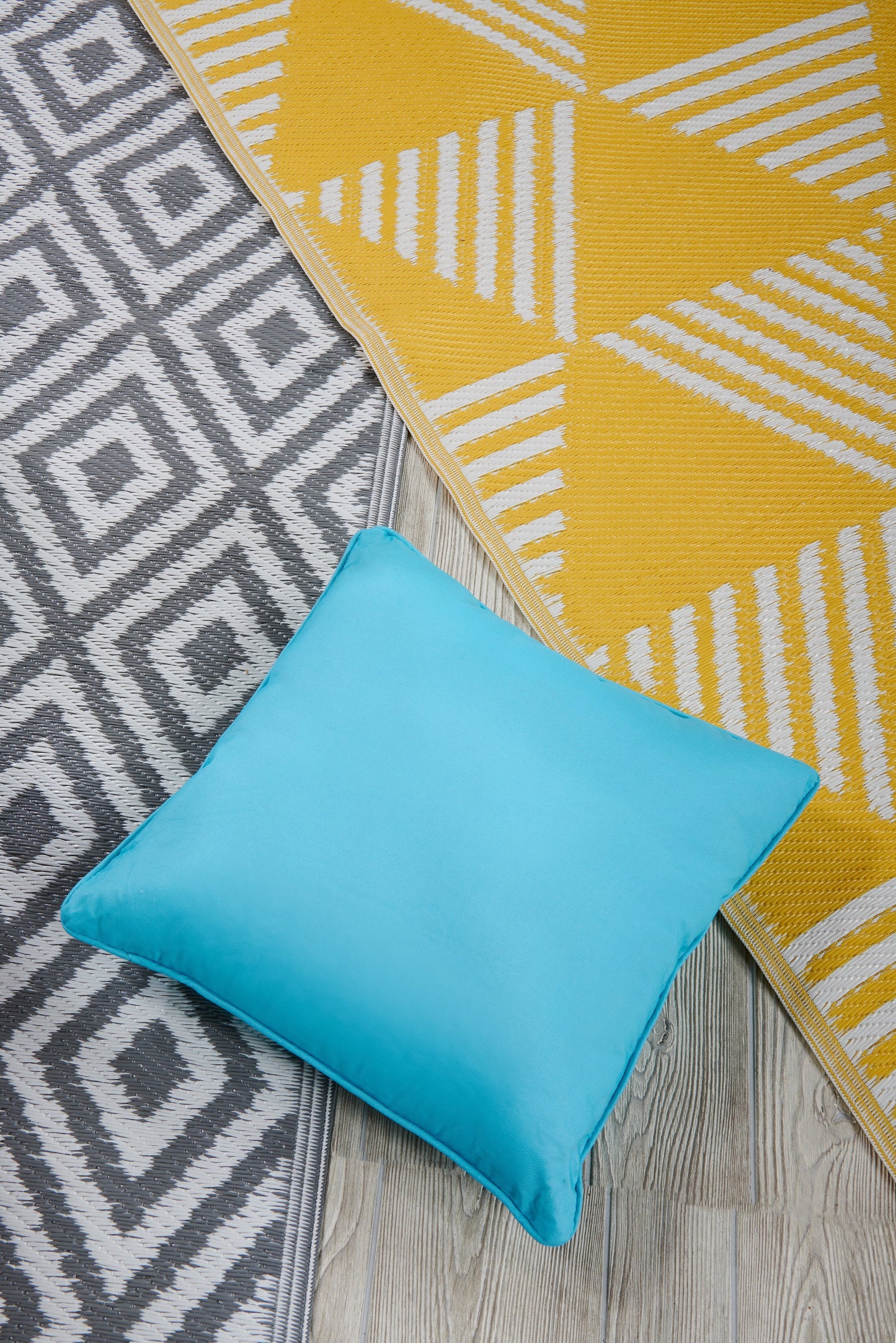 Aqua Outdoor Accent Pillow  | Coussin décoratif pour l'extérieur turquoise  | ASOLIDPP